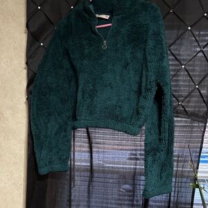 🔆2 for $6 🔆 Fuzzy turquoise quarter zip